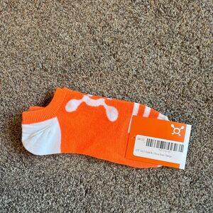 NWT Orange theory splat no-show sock Orange